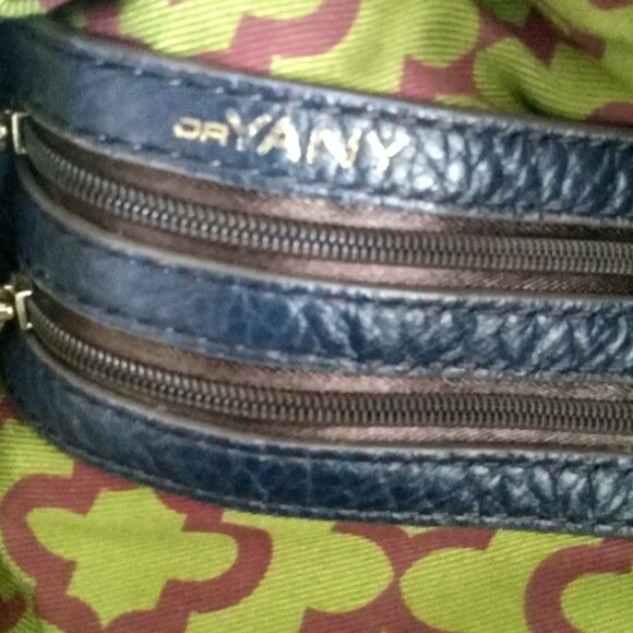 Or YANY BLUE/TAN LEATHER COLOR BLOCK WOMEN'S HOBO CROSSBODY BAG - Picture 4 of 9